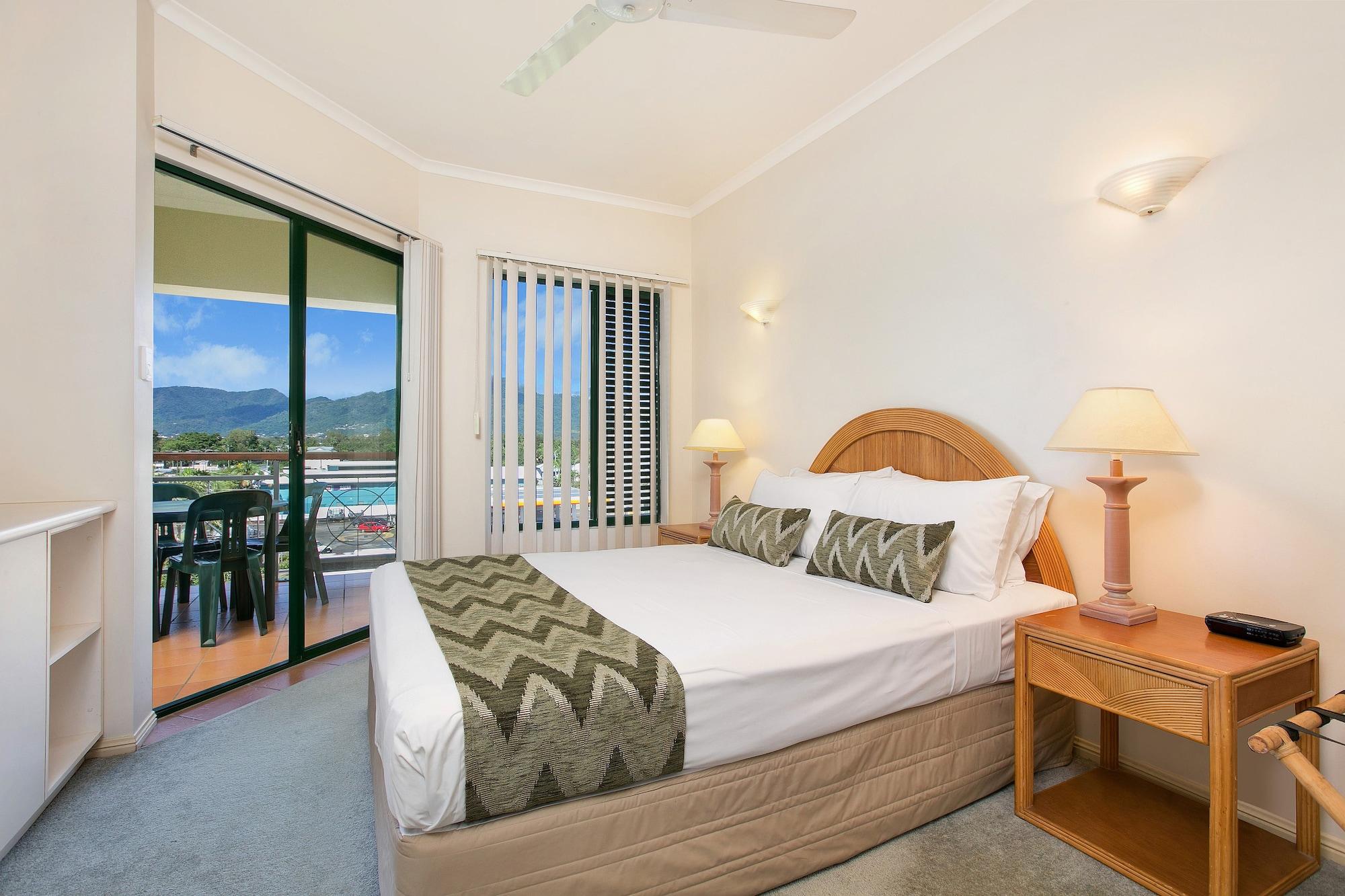Tropic Towers Apartments Cairns Exteriör bild